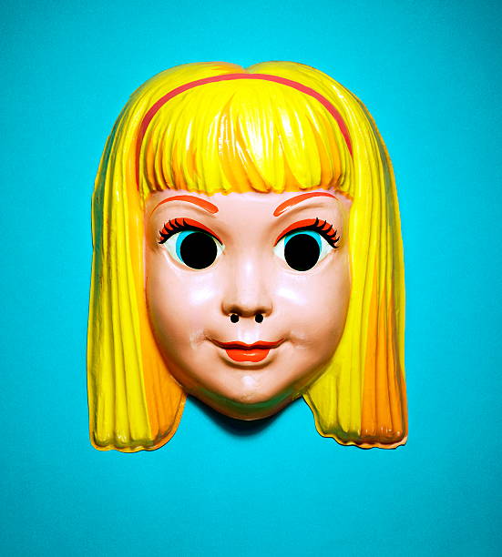 istock Blonde Girl Mask 533273797