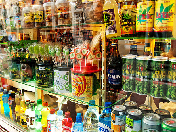 istock Coffee shop in Amsterdam 533276953