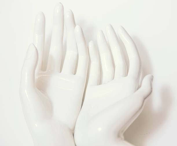 istock mannequin hands ,fashion model hands 533277673