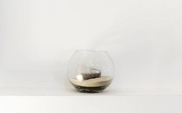 istock glass vase with a candle 533290987