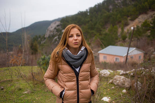 istock beautiful women lose home 533327757