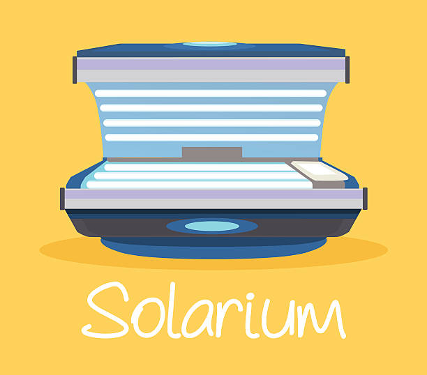 ilustraciones, imágenes clip art, dibujos animados e iconos de stock de solárium. ilustración de vectores de dibujos animados planos - cama solar