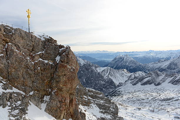istock Morning at Zugspitze 533343839