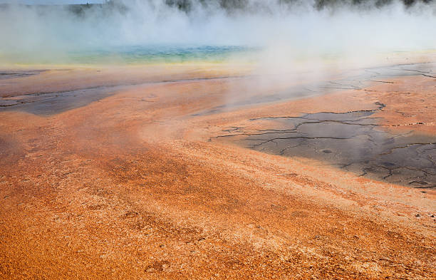 istock Yellowstone-Nationalpark , Grand Prismatic Spring, USA 533345704