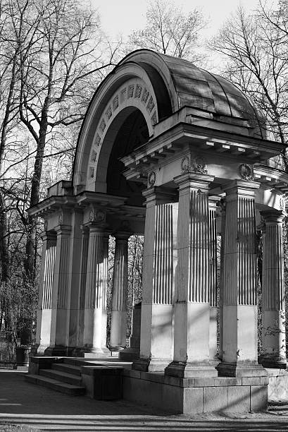 istock Pavilion Rossi in Pavlovsk Park. 533346632