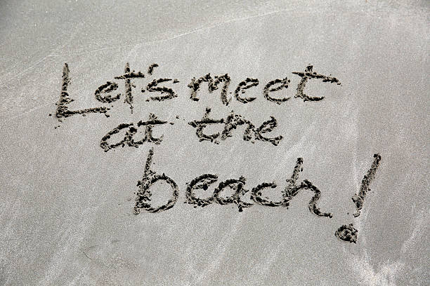 istock Let's meet at the beach 533350391
