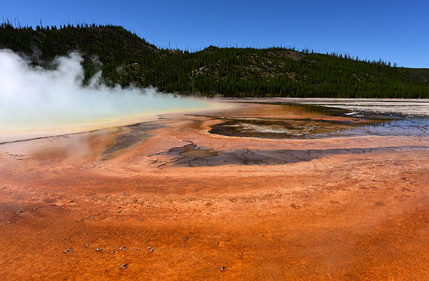 istock Yellowstone-Nationalpark , Grand Prismatic Spring, USA 533355448