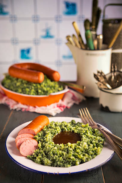 istock Dutch food: kale with smoked sausage or 'Boerenkool met worst' 533400099
