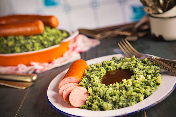 istock Dutch food: kale with smoked sausage or 'Boerenkool met worst' 533400229