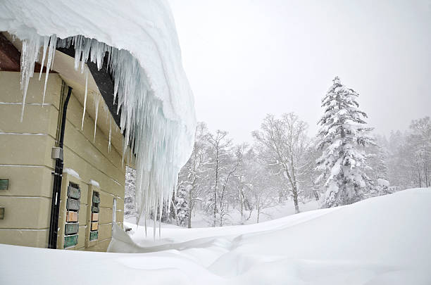 istock Snow covered Holiday Home 533442297