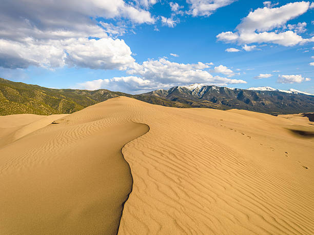 grandes dunas de arena  - alamosa fotografías e imágenes de stock