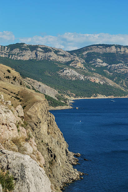 istock Sea landscape with rocks on shore in Crimea 533498533
