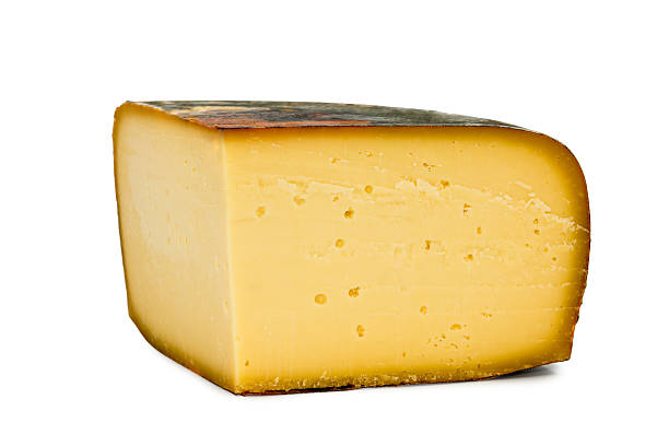 istock Piece of cheese Puro 533515099