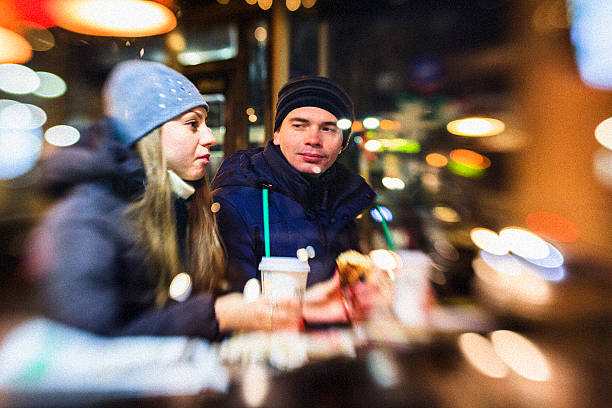 istock Man and women in the Starbucks cafe 533517713