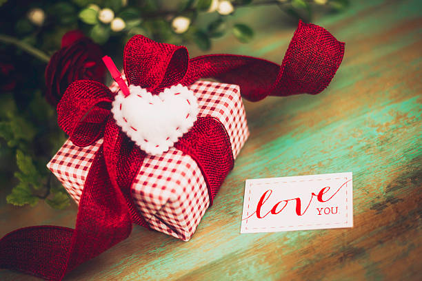 istock Valentine's Day gift with Love You message 533517847