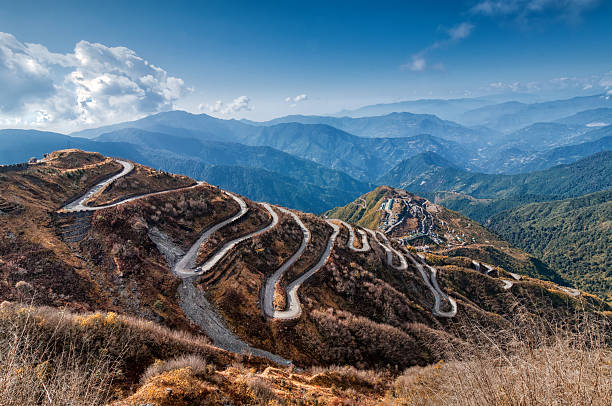 istock Curvy roads , Silk trading route between China and India 533551359