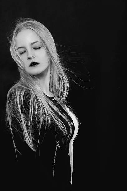 istock sensual blond girl 533559130