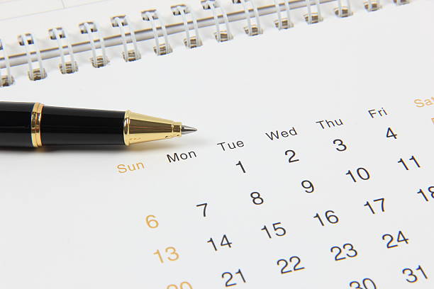 istock Calendar and pen 533561858