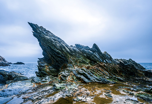 sea with rocks