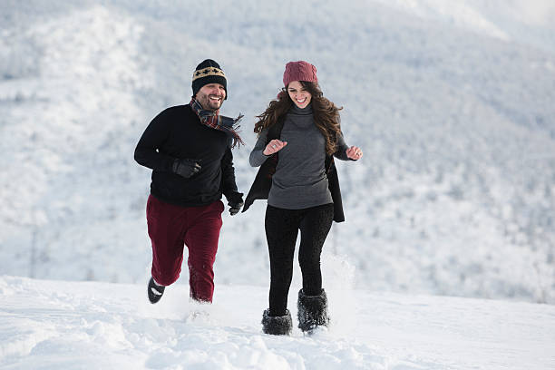 istock Happy Couple in Winter 533576407