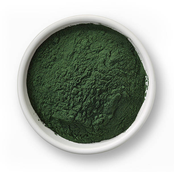 スピルリナ海藻パウダー - chlorella spirulina bacterium algae nutritional supplement ストックフォトと画像
