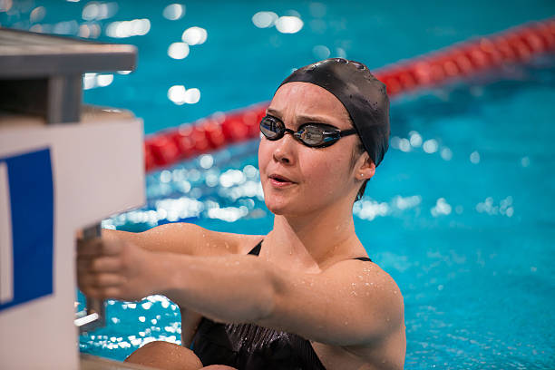 istock Female Swimmer In Swimming Pool 533580992