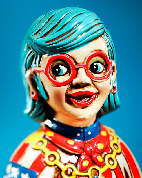 istock Figurine of a Woman 533631719