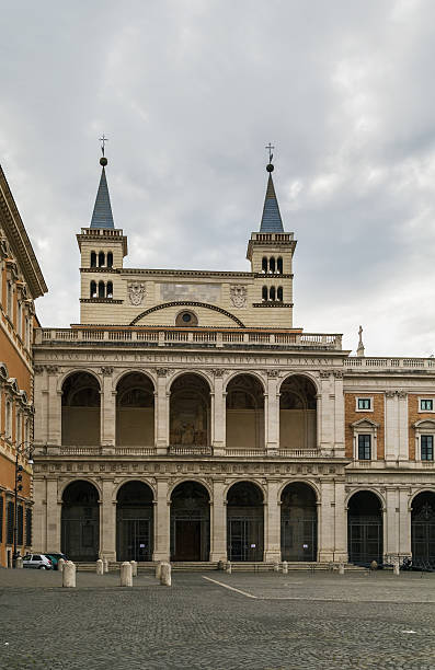 istock The Loggia delle Benedizioni, Rome 533650399