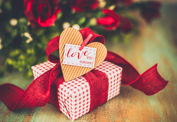 istock Valentine's Day gift with Love You message 533667887