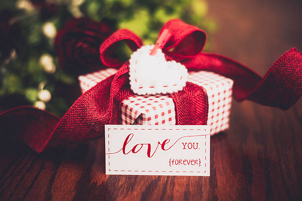 istock Valentine's Day gift with Love You message 533667895