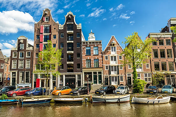 istock Typical Dutch Houses in Amsterdam 533699014