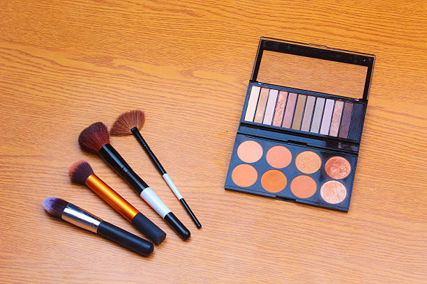 istock Makeup Palettes and Cosmetics Professional Brushes 533708246