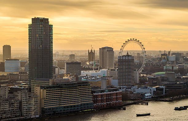istock Sunset above central London with famous landmarks 533709004