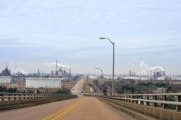 istock Gilchrist Texas Oil Refinery 533741311