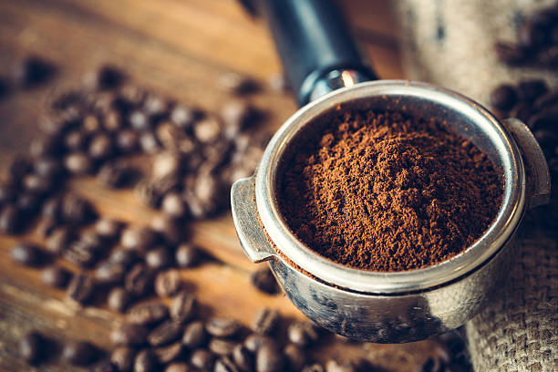 istock Coffee Ground in Portafilter for Espresso 533839290