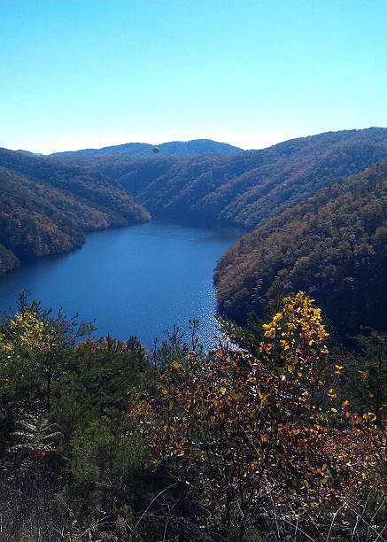 istock Smoky Mountain lake 533846938