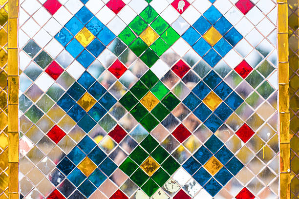 abstract retro mosaic made of colored mirrors - mirror broken mosaic mirrored pattern imagens e fotografias de stock