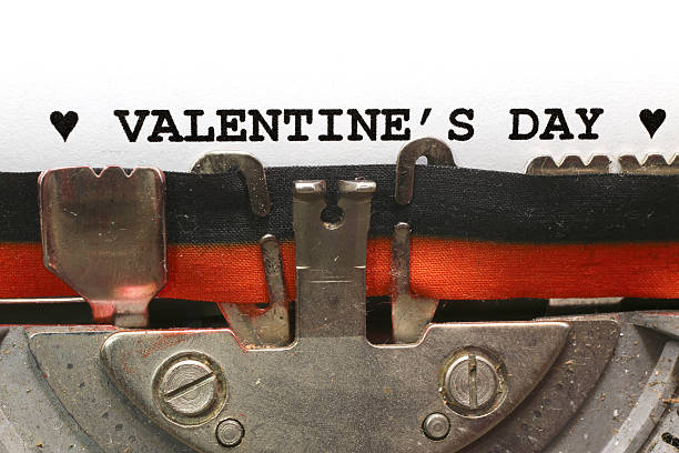 istock written with the typewriter Valentines Day in black ink 533870667