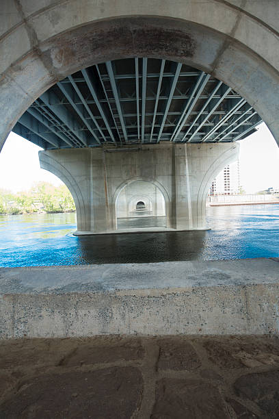 istock Arches under Founders Bridge in Hartford, Connecticut. 533895714