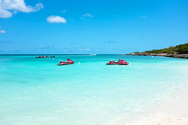 istock Eagle beach on Aruba island in the Caribbean 533907986