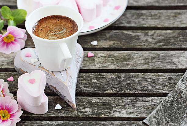 istock Cup of fresh coffee and marshmallow 533964571