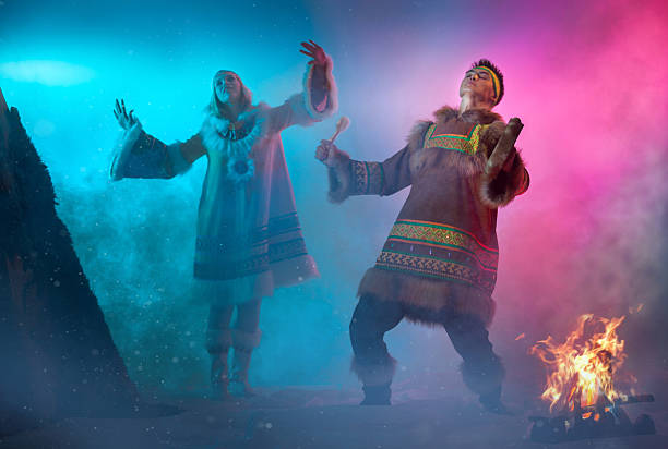 ártico dança casal - frame drum - fotografias e filmes do acervo