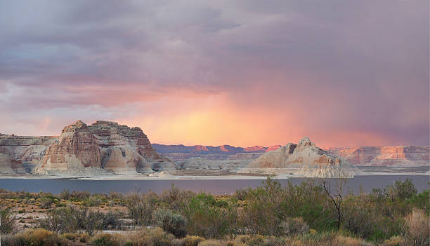 istock Sunset, Glen Canyon Recreational Area 534048510