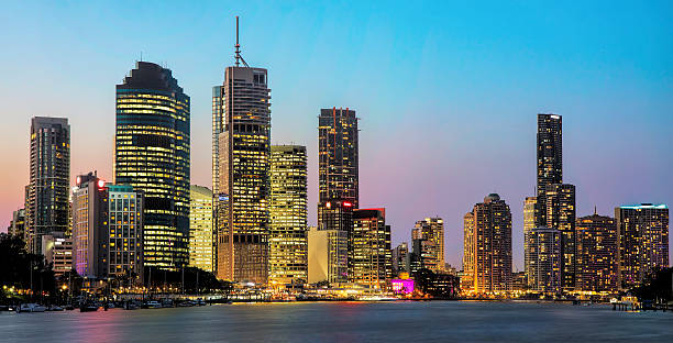 vista di brisbane città dal punto a marsupio - melbourne australia skyline city foto e immagini stock