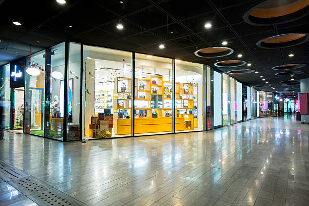 storefront in shopping mall