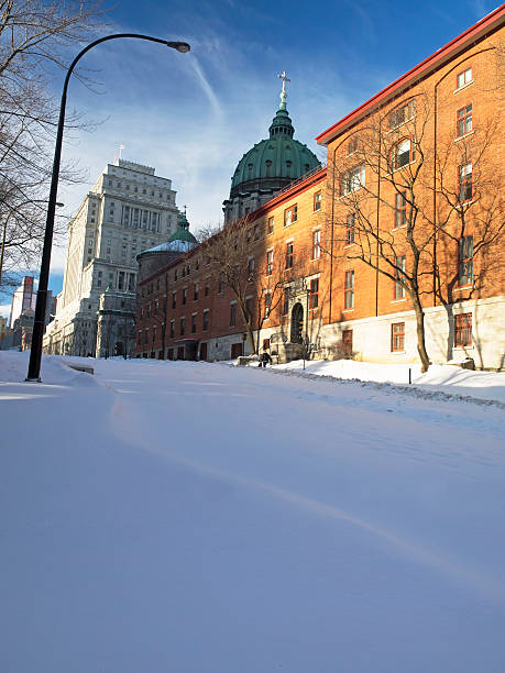 istock Snow street Montreal 534135349