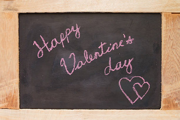 istock Happy Valentine's day Chalkboard 534166631