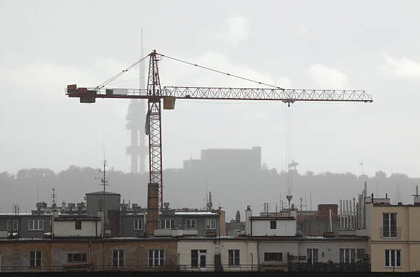 lifting crane in prag, tschechische republik. - vitkov stock-fotos und bilder