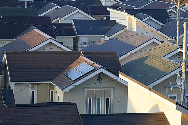 istock One house select solar panels on the roof 534191174