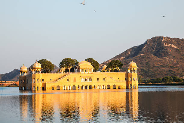Waterpalace in Jaipur Waterpalace at Man Sagar Lake in Jaipur, Rajasthan, India lake palace stock pictures, royalty-free photos & images